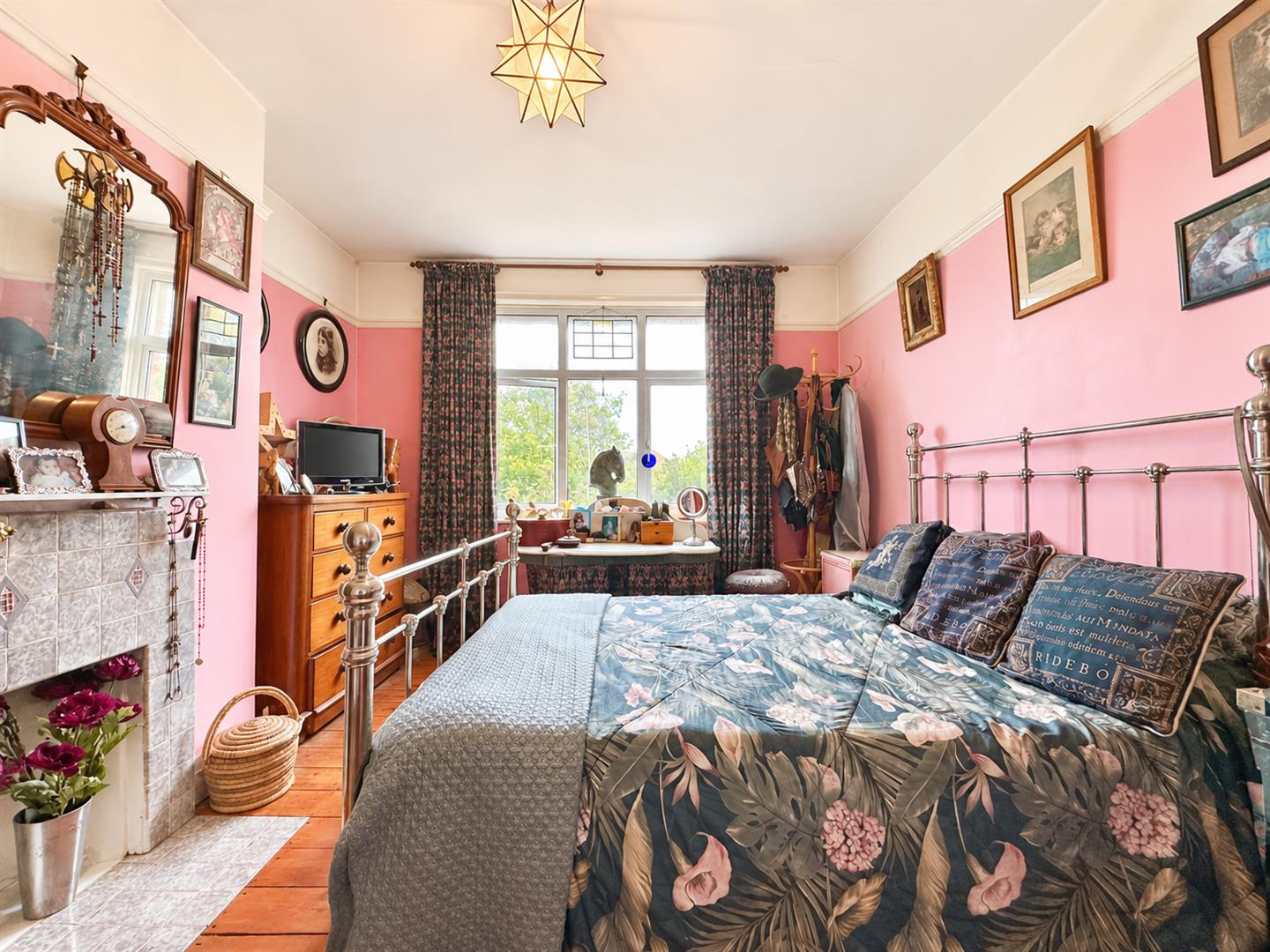 Priory Avenue, Hastings